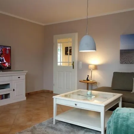 Hues Dikstian- 2 * Alkersum