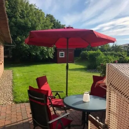 Hues Dikstian- 2 Apartman